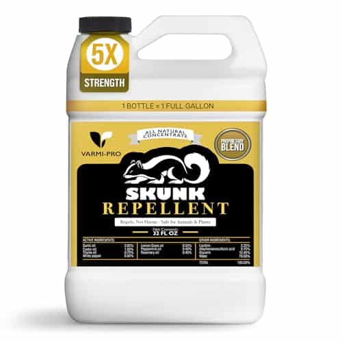 VarmiPro Skunk Repellent Spray Concentrate - 32 fl oz Natural Outdoor Skunk Deterrent for Yard, Garden, Lawn, Trees, and Plants - Safe for Pets, Animals, Flowers, Shrubs, and Flower Beds